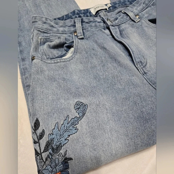 MINKPINK MP|D Wildflower Scando Jeans, Floral Embroidered, Straight Leg, EUC! - Picture 6 of 15